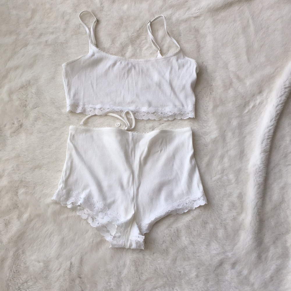Victoria’s Secret sleep bundle size small